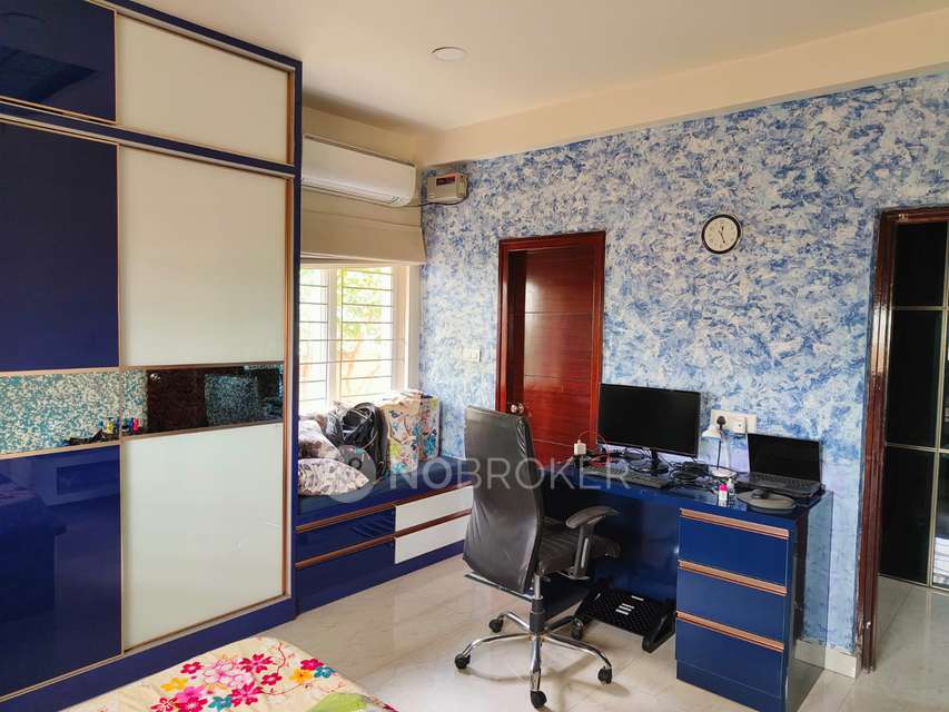 4 BHK Villa In Induscrest Apartment Complex For Sale  In Osman Nagar