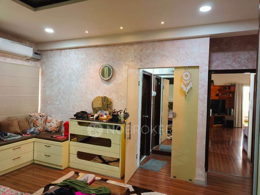 4 BHK Villa In Induscrest Apartment Complex For Sale  In Osman Nagar