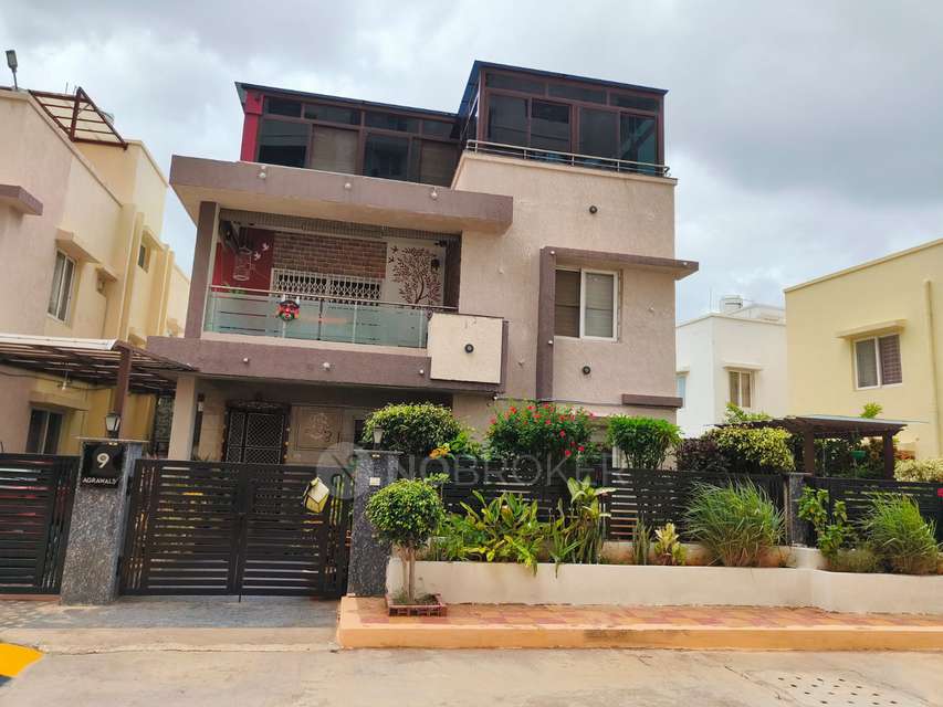 4 BHK Villa In Induscrest Apartment Complex For Sale  In Osman Nagar