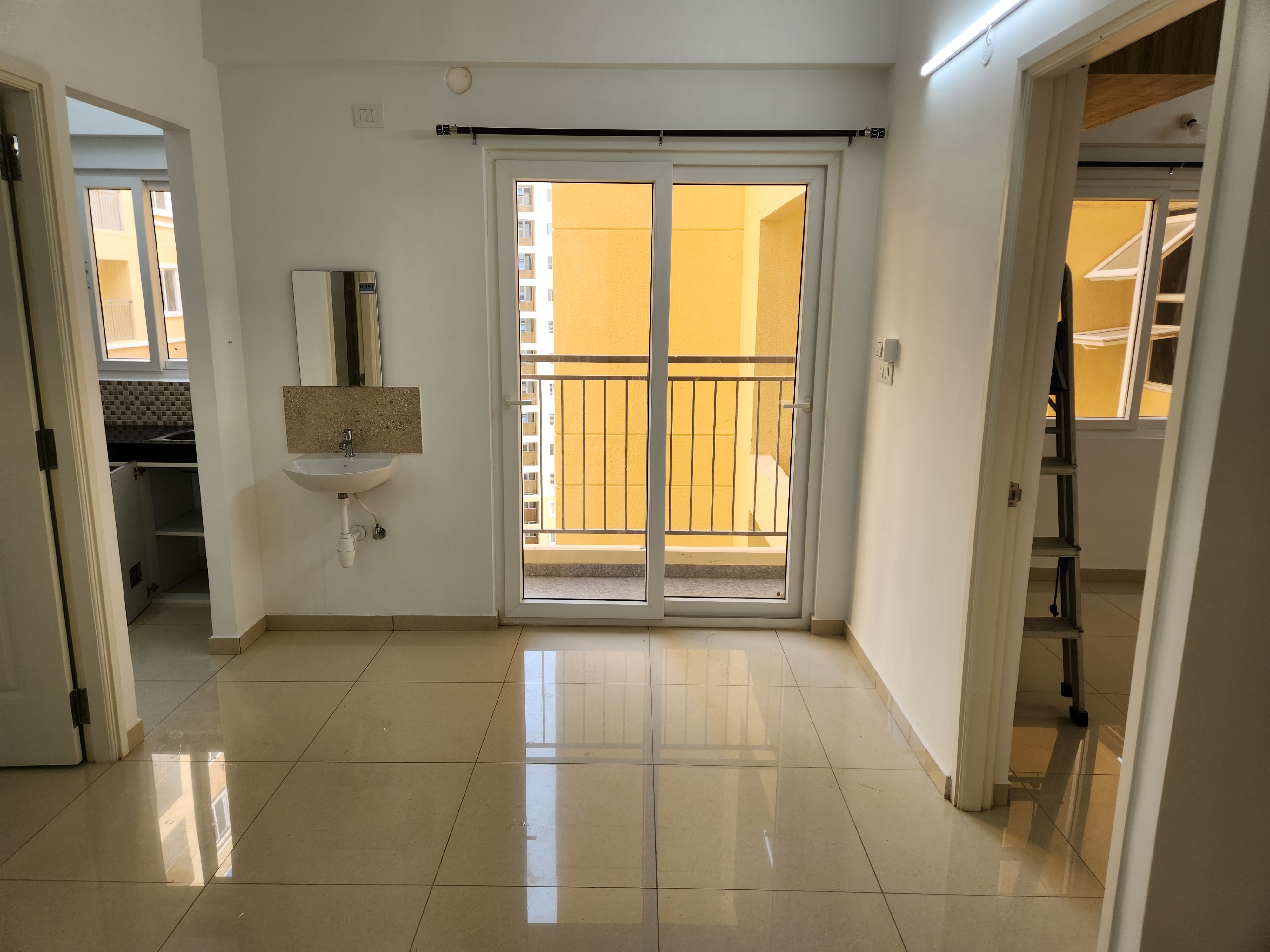 Urbanrise Manhattan Condos