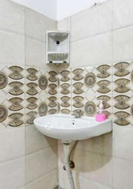 PG for Anyone in Sector 27