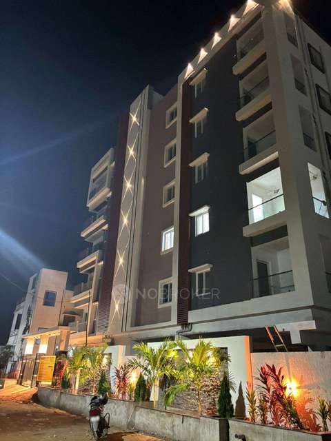 3 BHK Flat In Apartment For Sale  In Pedda Amberpet,
