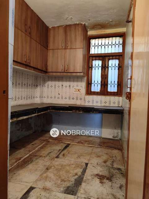 2 BHK Flat For Sale  In Dilshad Garden