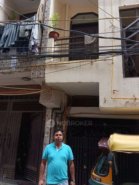 1 BHK House for Rent  In Dwarka Mor Metro Station