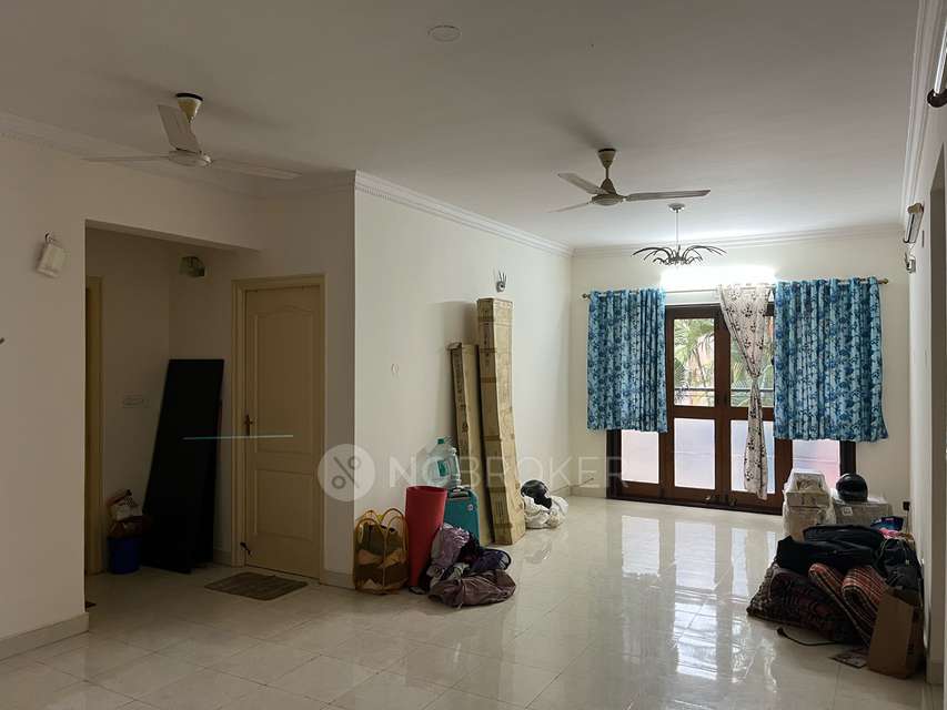 Single Room for Female In 3 BHK  In Sterling Gardens, Hebbal Kempapura In Hebbal Kempapura