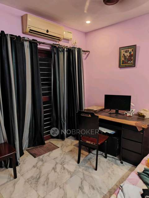 4 BHK Flat In Ramaniyam Samarpann For Sale  In Thiruvanmiyur