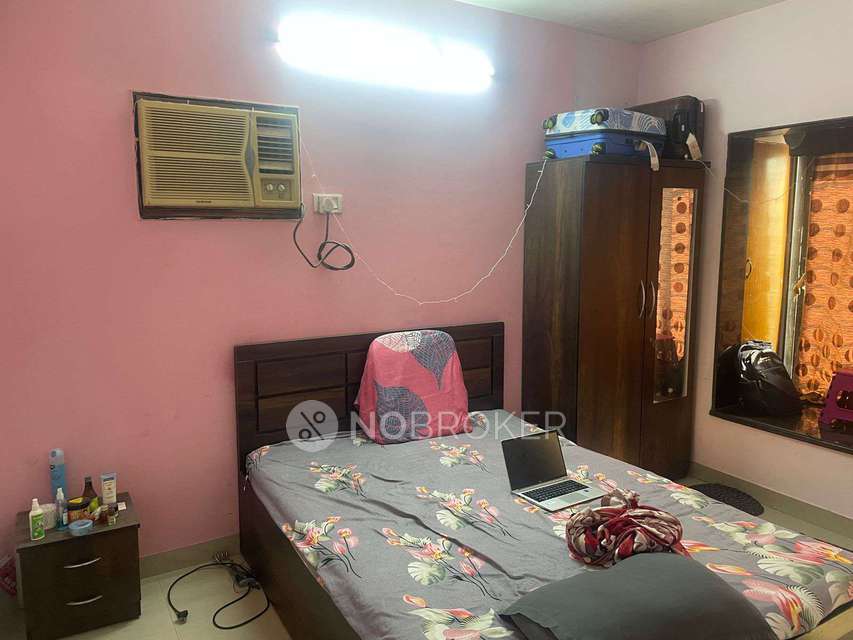 Single Room for Male In 3 BHK  In Swapnalok Towers In Pimpripada