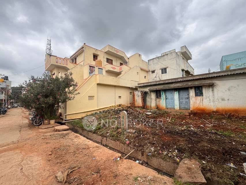 Plot For Sale  In Veerenahalli, Aavalahalli