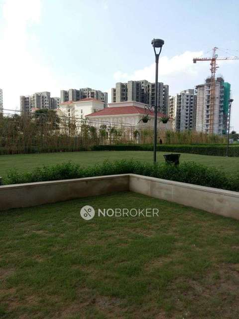 3 BHK Flat In Regal Gardens, Regal Gardens, Gurgaon, India For Sale  In Sector 90