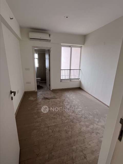 3 BHK Flat In Regal Gardens, Regal Gardens, Gurgaon, India For Sale  In Sector 90