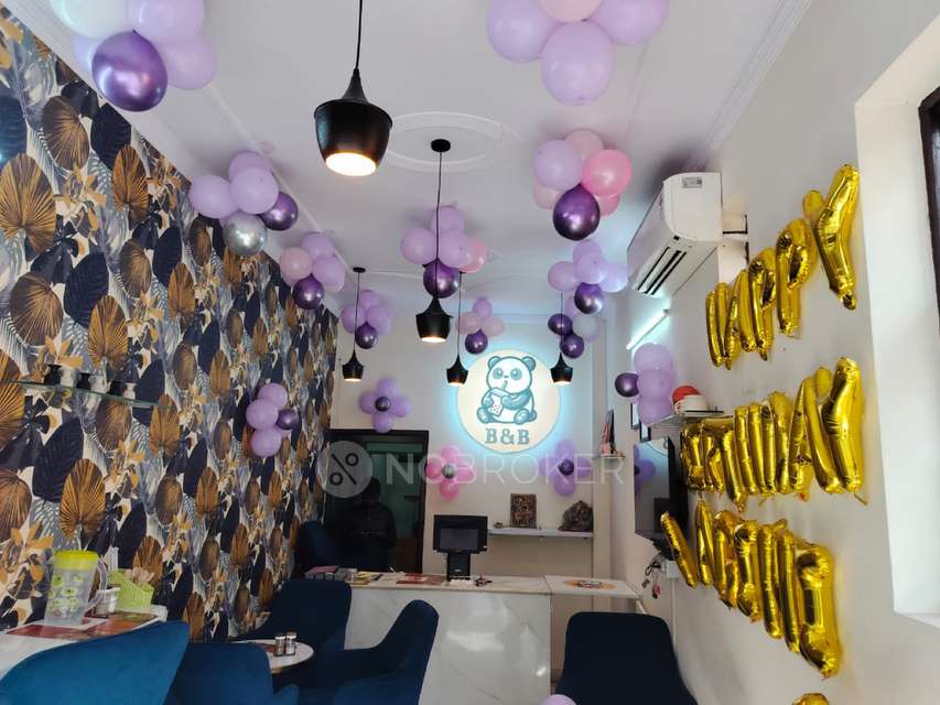 Shop in Indirapuram, Ghaziabad for sale 