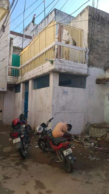 4+ BHK House For Sale In Shah Gunj