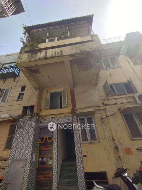 3 BHK Flat In Standalone Building  For Sale  In Hauz Khas