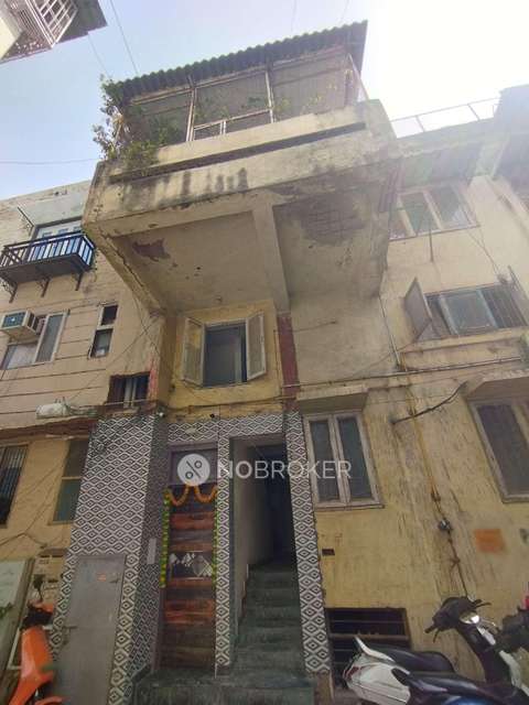 3 BHK Flat In Standalone Building  For Sale  In Hauz Khas