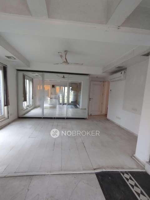 3 BHK Flat In Standalone Building  For Sale  In Hauz Khas