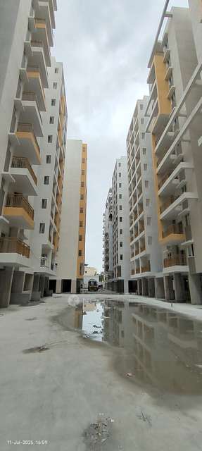 3 BHK Flat In Vasavi Nandanam  For Sale  In Kompally
