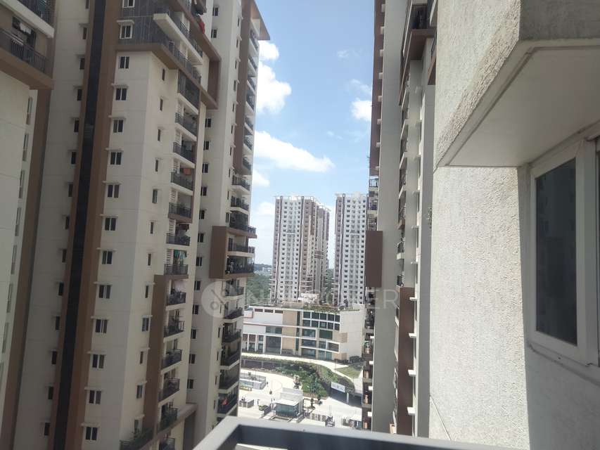 4 BHK Flat In Aparna Sarovar Zenith For Sale  In Serilingampally