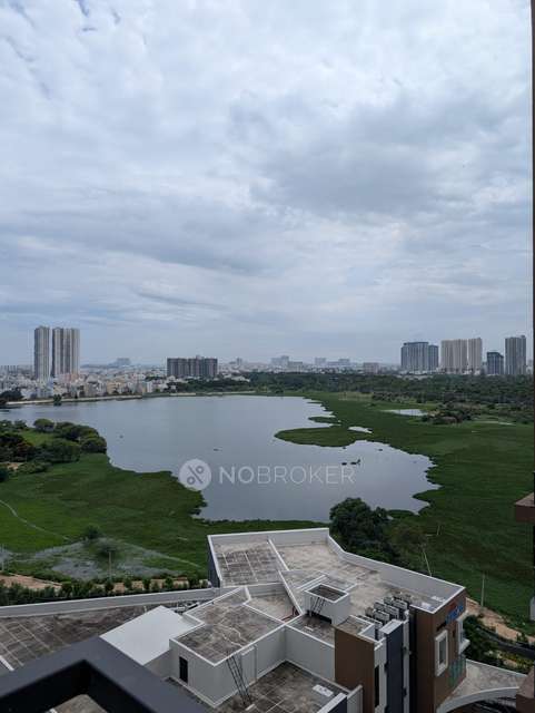 4 BHK Flat In Aparna Sarovar Zenith For Sale  In Serilingampally