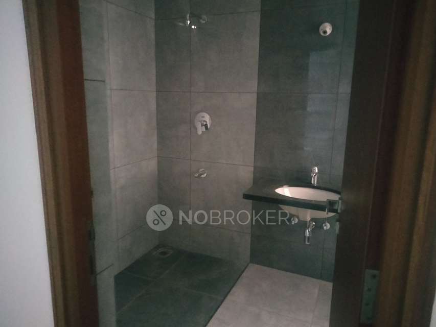 4 BHK Flat In Aparna Sarovar Zenith For Sale  In Serilingampally