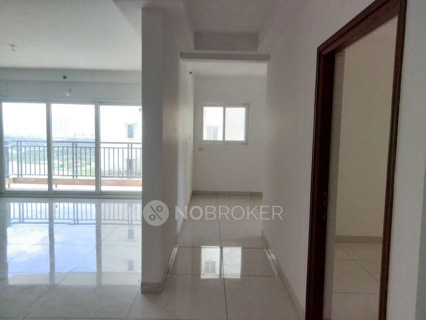 4 BHK Flat In Aparna Sarovar Zenith For Sale  In Serilingampally