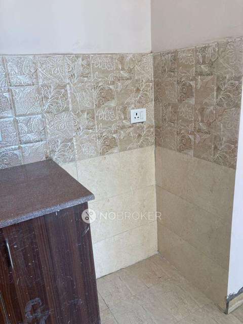 2 BHK Flat In Amrapali Golf Homes For Sale  In , Sector 4