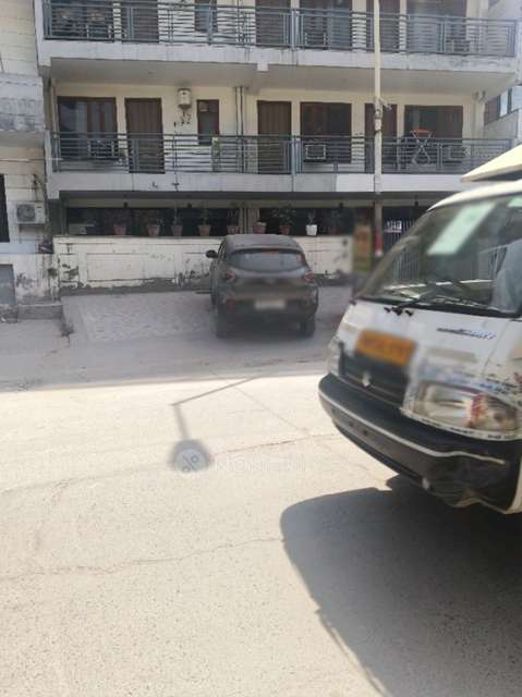 PG for Boys in Sector 48