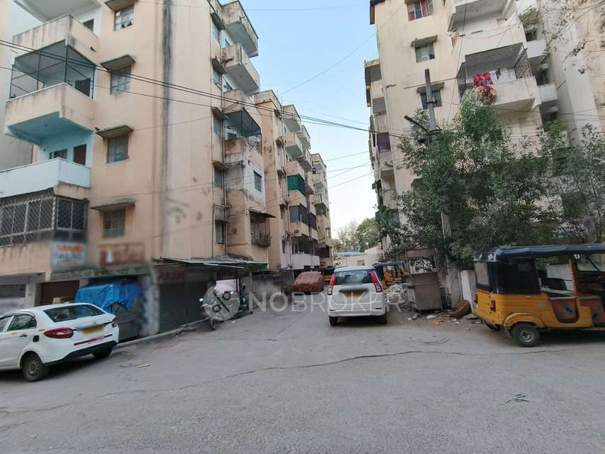 2 BHK Flat In Happy Homes Tower For Sale  In Upparpalli