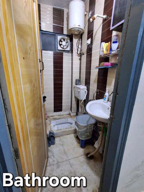 2 BHK Flat In F-9  13, 3rd Floor For Sale  In 22, 17, Jogabai Extension, Zakir Nagar, Okhla, New Delhi, Delhi 110025, India