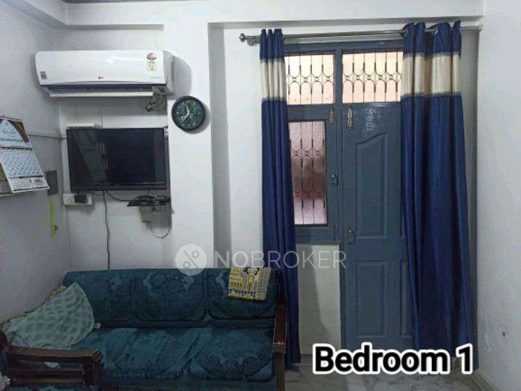2 BHK Flat In F-9  13, 3rd Floor For Sale  In 22, 17, Jogabai Extension, Zakir Nagar, Okhla, New Delhi, Delhi 110025, India