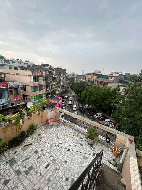 PG for Girls in Kalkaji