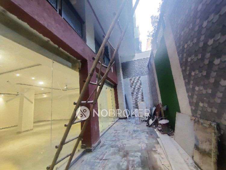 4 BHK Flat For Sale  In Sector 28