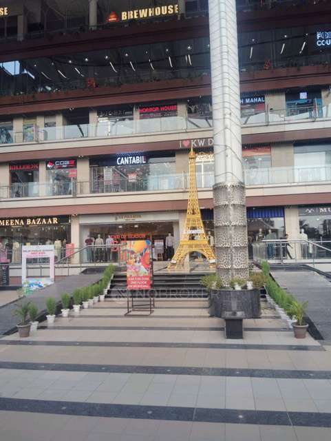 Retail in Raj Nagar Extension, Ghaziabad for sale 