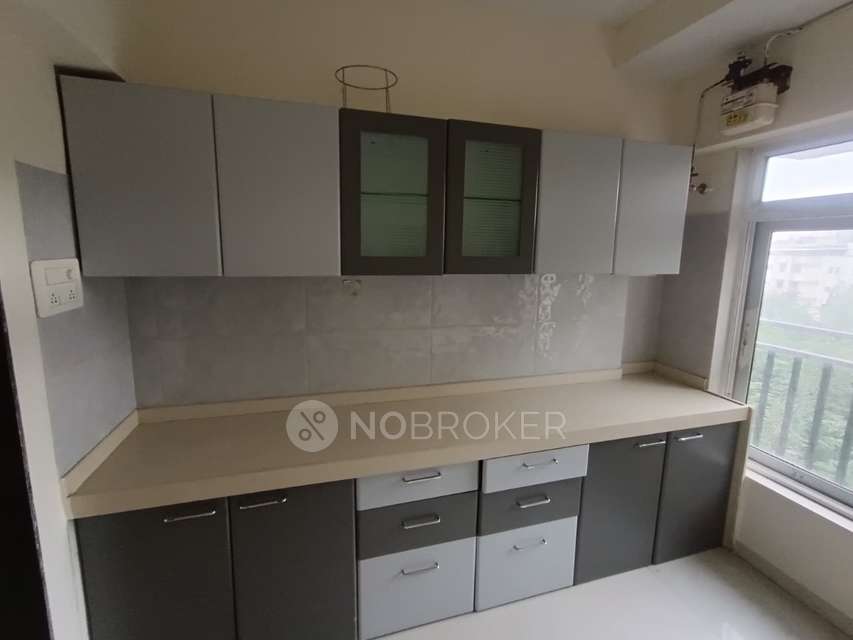 2 BHK Flat In Prabhav Manibhadra Tower, Mulund West For Sale  In Mulund West