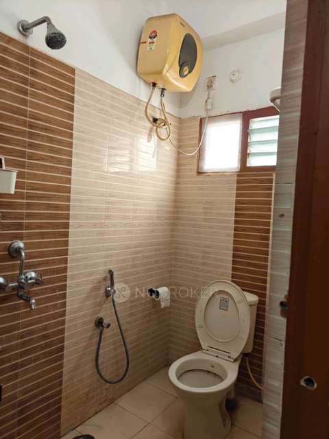 2 BHK Flat For Sale  In Radha Nagar