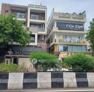 Shop in Pitam Pura, Delhi for sale 
