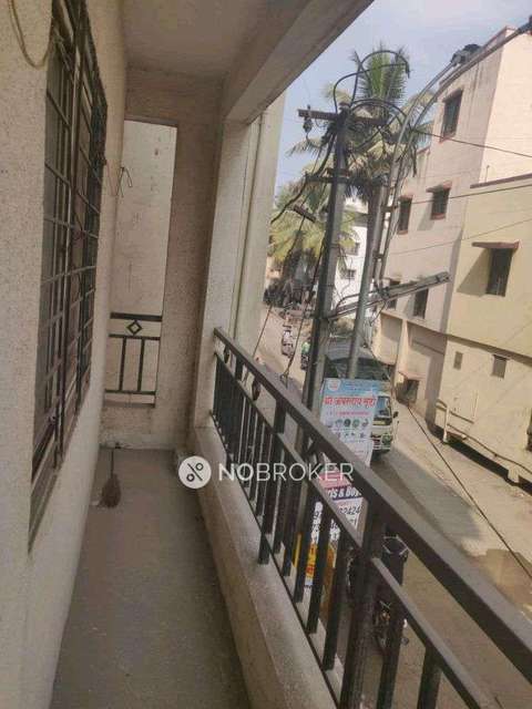 1 BHK Flat In Shakuntala Apartment Hadapsar for Rent  In Hadapsar