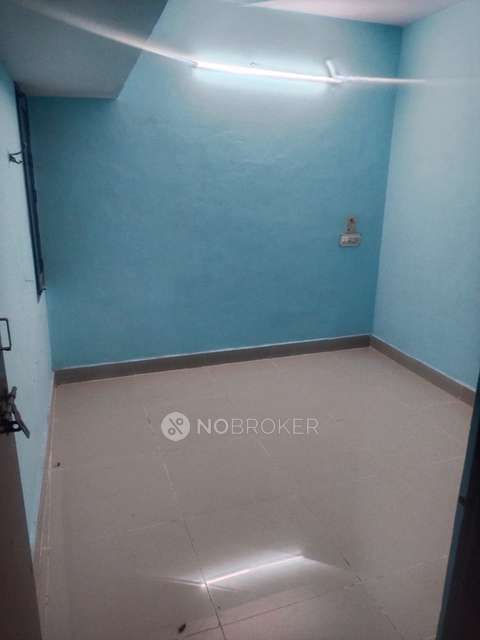 2 BHK Flat In 5,owlia Sahib Street,5th Lane, Triplicane for Lease  In Triplicane
