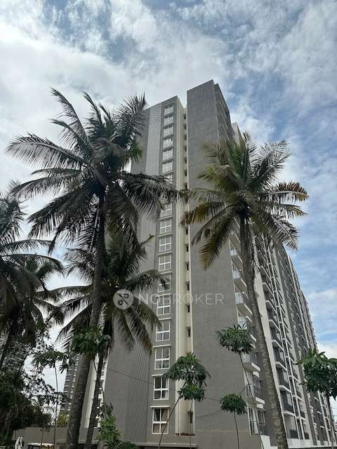 Single Room for Male In 2 BHK  In Godrej Royale Woods In Boovanahalli