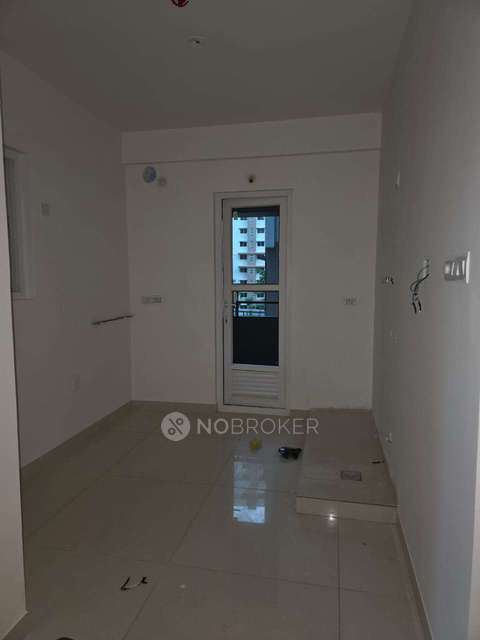 3 BHK Flat In Aparna Sarovar Zicon For Sale  In Nalagandla