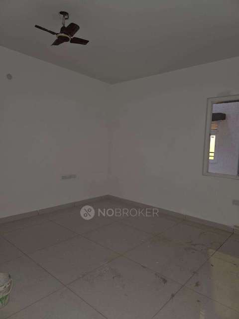 3 BHK Flat In Aparna Sarovar Zicon For Sale  In Nalagandla