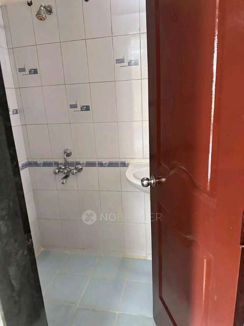 2 BHK Flat In Santiniketan Society, South Gate Magarpatta for Rent  In Magarpatta South Gate Road