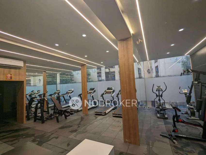 4 BHK Flat In Varad Heights For Sale  In Chembur