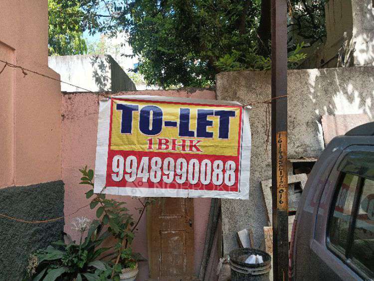 1 RK House for Rent  In  Gandhi Nagar, 