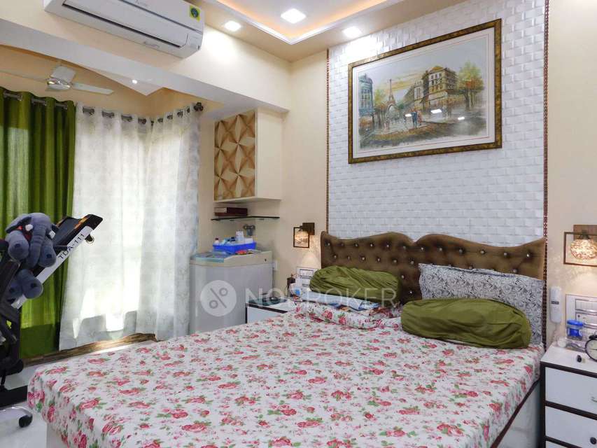 2 BHK Flat In Sanjay Apartment For Sale  In Mazgaon