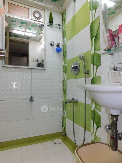 2 BHK Flat In Sanjay Apartment For Sale  In Mazgaon