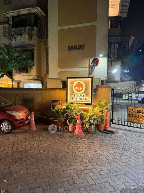 2 BHK Flat In Sanjay Apartment For Sale  In Mazgaon