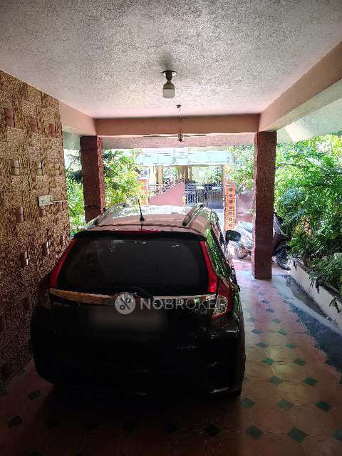 4 BHK House For Sale  In Moulivakkam