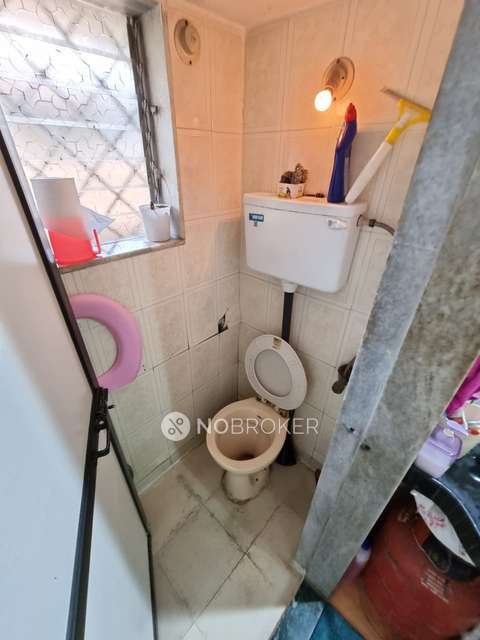 4 BHK Flat In Standalone Building  For Sale  In Nerul East