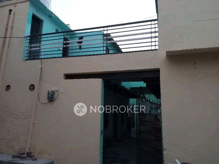 4+ BHK House For Sale  In  Sector 104