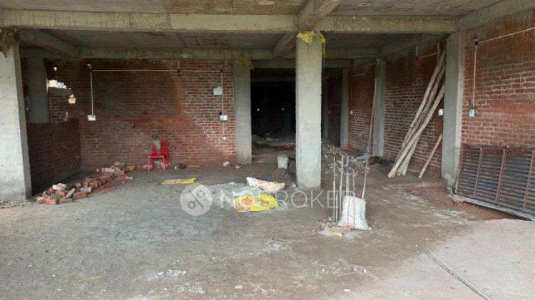 Retail  Property in Govindpuram Chalaan Submission Point, Ghaziabad for Rent 